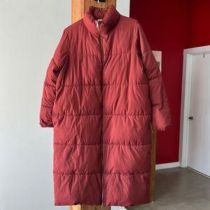 Sweet Baby Jamie ruby puffer, size medium, in very good condition.